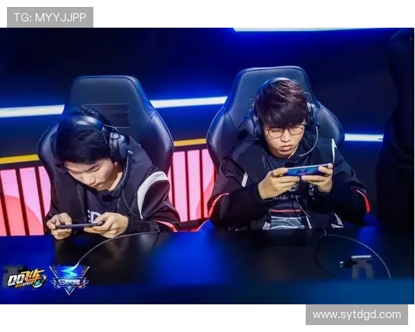 EDG强势领跑职业联赛积分榜以51分稳居第一位置