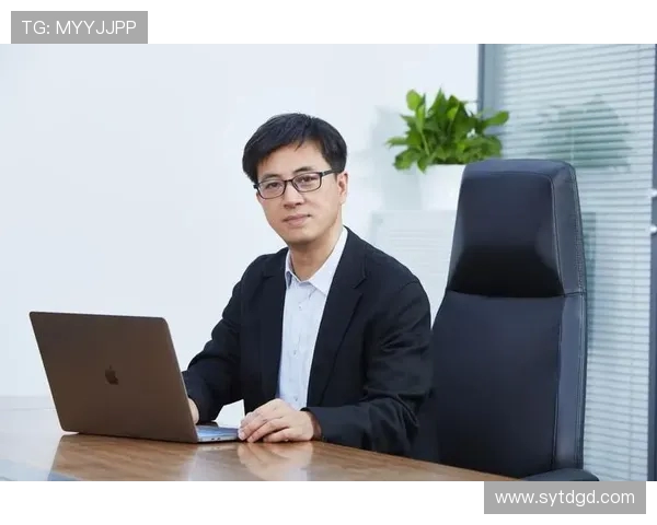 专访杨伟揭秘英雄联盟成功背后的策略与创新之路