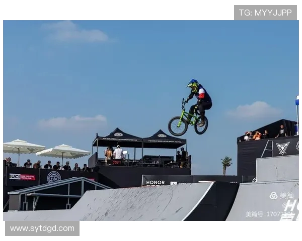 南京与成都极限运动队赛后复盘团队协作的成功与挑战分析