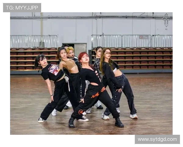 广州街舞队现状探讨:热情与挑战交织的街舞文化之旅 广州街舞队现状探讨:热情与挑战交织的街舞文化之旅