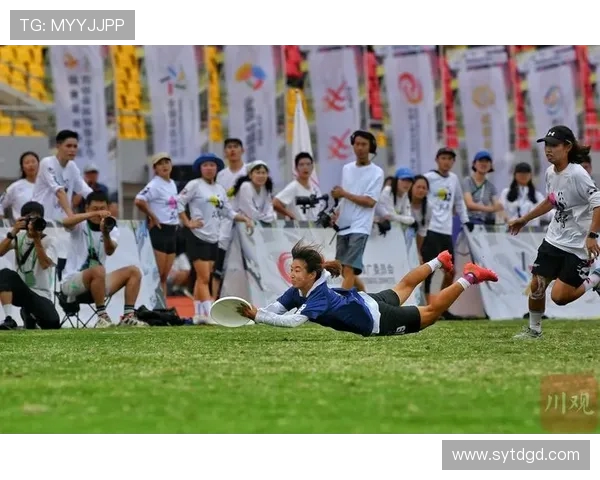 成都飞盘队与杭州飞盘队赛后状态全面分析与对比