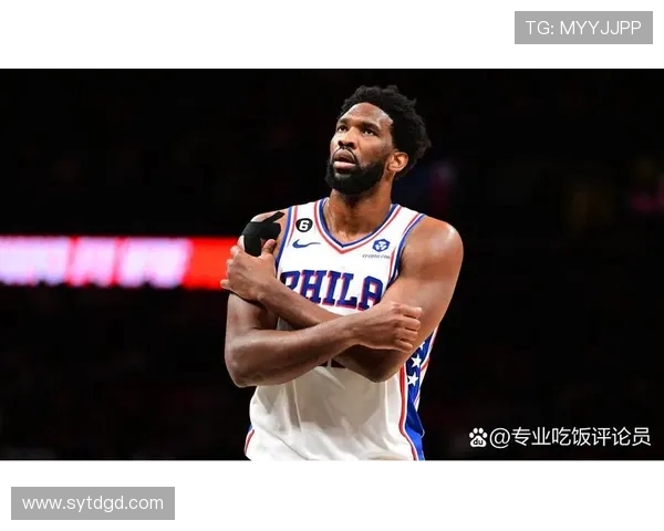 乔尔恩比德的篮球之路与未来展望：从新秀到联盟巨星的成长历程