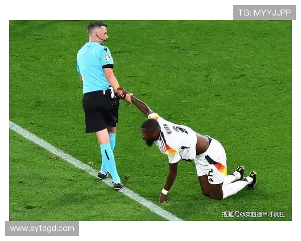 吕迪格的崛起与挑战：从德甲新星到国际赛场的坚韧之路