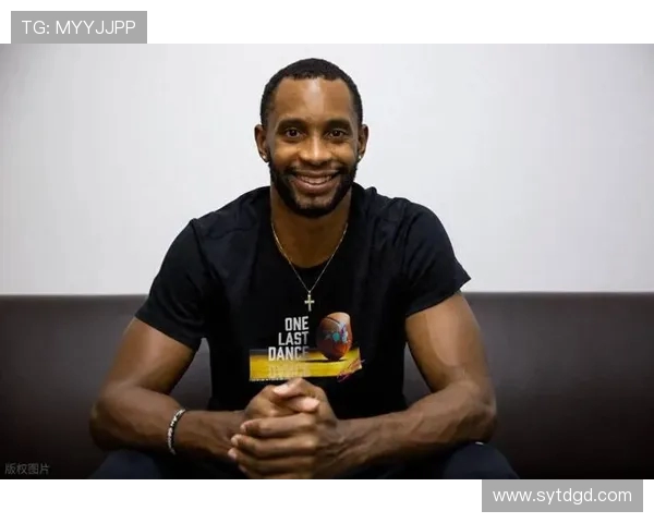 弗格的传奇人生与不屈精神探秘，揭示其背后鲜为人知的故事与成就