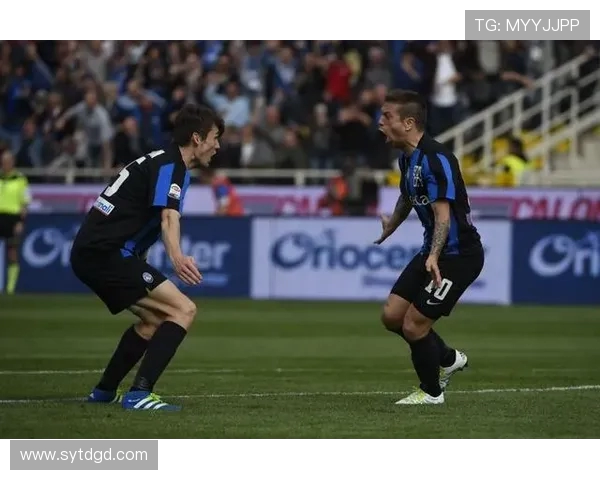 恩特拉与比萨的精彩对决揭示意甲新赛季的竞争格局与球队实力分析 恩特拉与比萨的精彩对决揭示意甲新赛季的竞争格局与球队实力分析