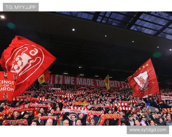 曼城与利物浦激战正酣谁能在英超巅峰对决中笑到最后