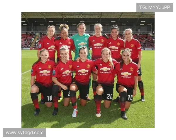 曼联女足与曼城女足激战正酣谁能在德比战中笑到最后