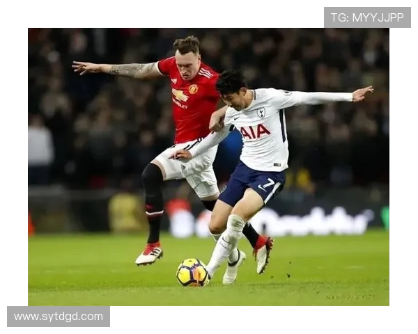 热刺与曼联巅峰对决全场直播精彩回顾与战况分析