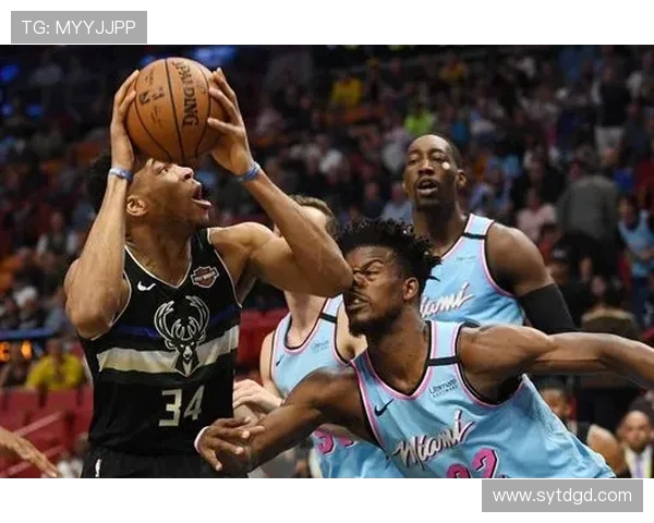 热火与雄鹿激战正酣谁能在这场对决中笑到最后 热火与雄鹿激战正酣谁能在这场对决中笑到最后