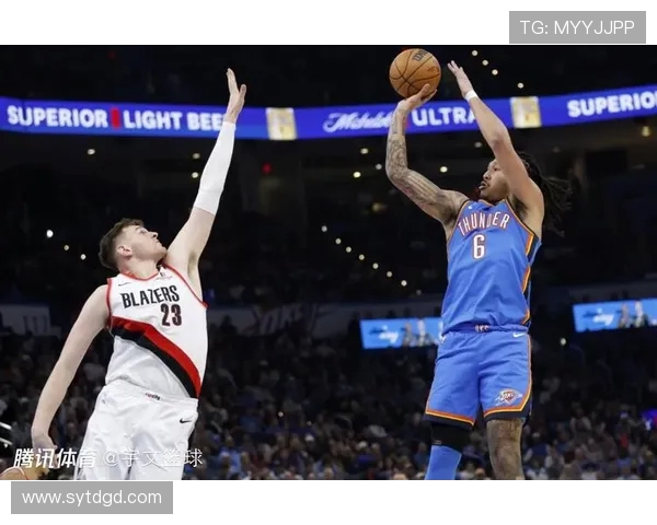 雷霆与尼克斯2021赛季对决回顾精彩瞬间与球员表现分析