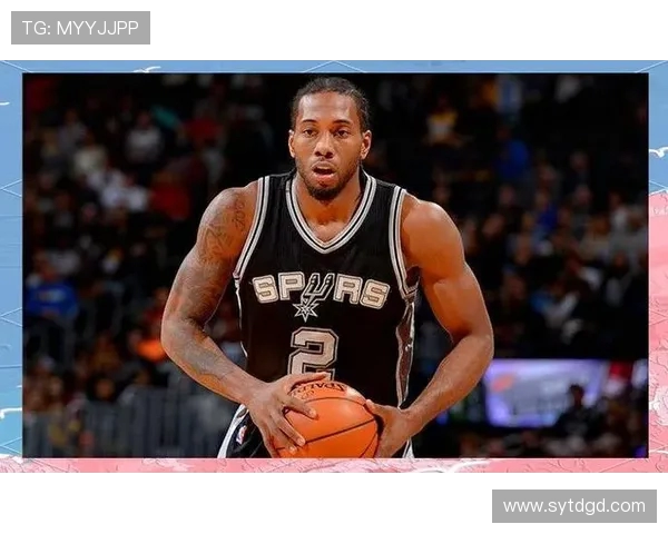 齐麟：从篮球新星到职业生涯的璀璨之路探秘