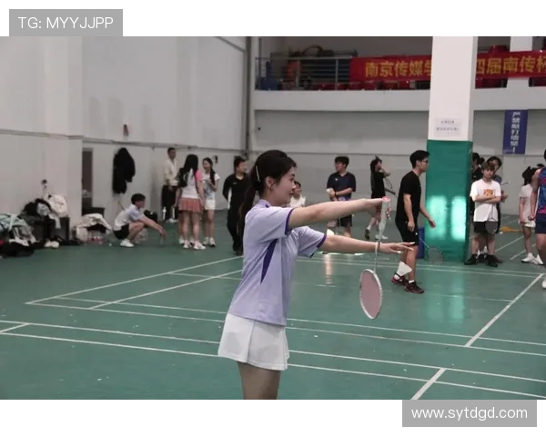 南京羽毛球队在锦标赛中的实力展现与未来发展潜力分析