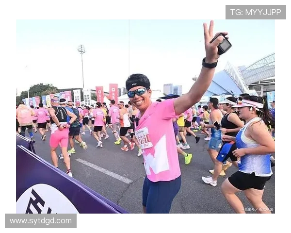 深圳极限运动队勇闯马拉松大满贯的逆袭之路与奋斗精神 深圳极限运动队勇闯马拉松大满贯的逆袭之路与奋斗精神